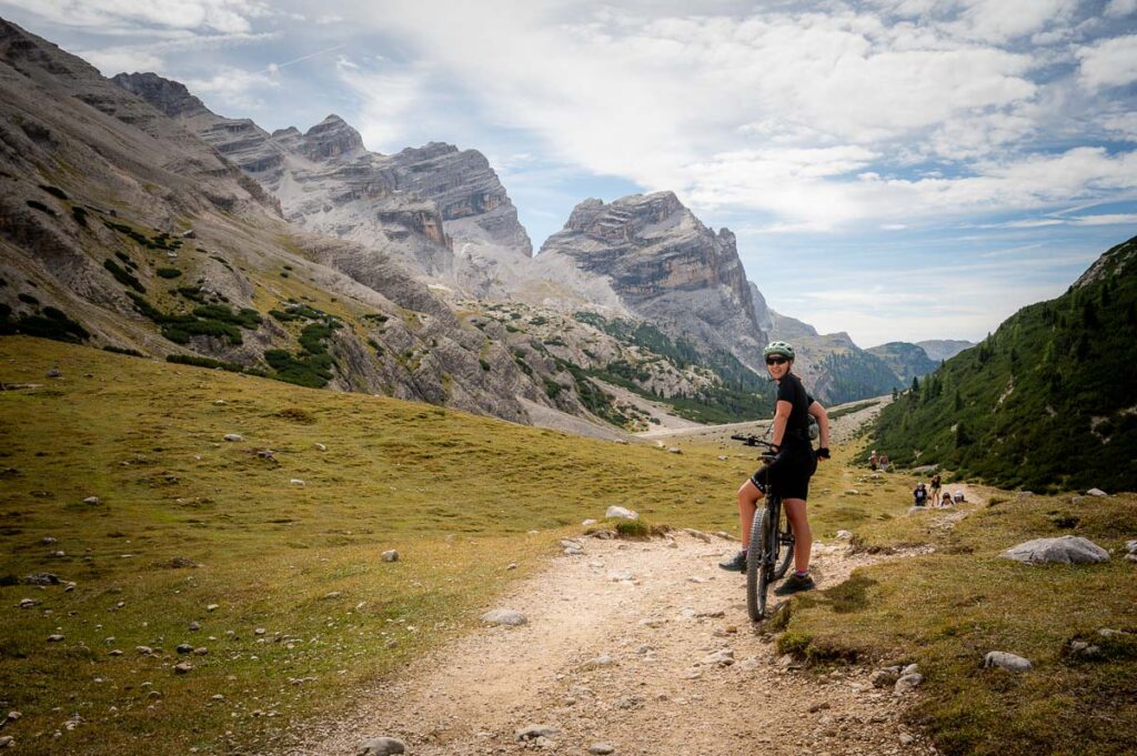 col-de-locia-mountainbike