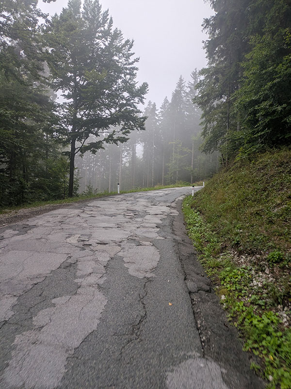 strasse-bohinjsko-sedlo